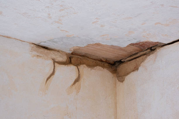 Water damage restoration process in Muscoy, CA